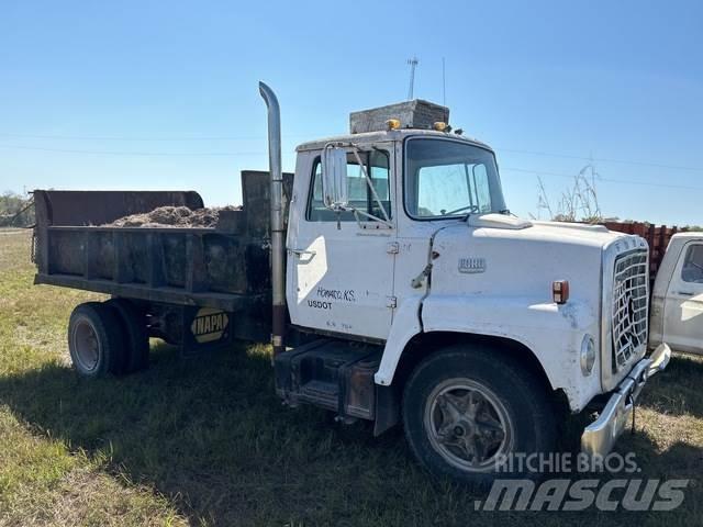 Ford F7000 Самосвал