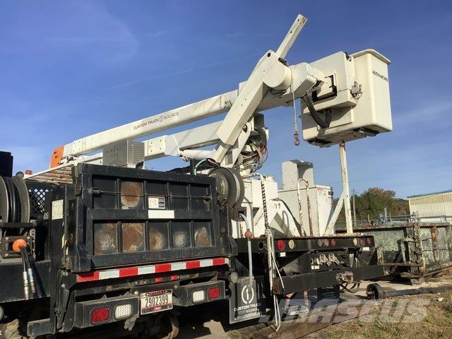 Ford F750 Моторизирани платформи с талига