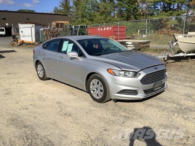 Ford Fusion SE Коли