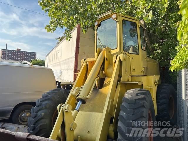 Ford FZ411V Колесни товарачи