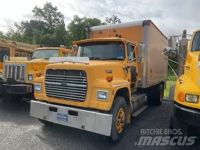 Ford L8000F Каросерии