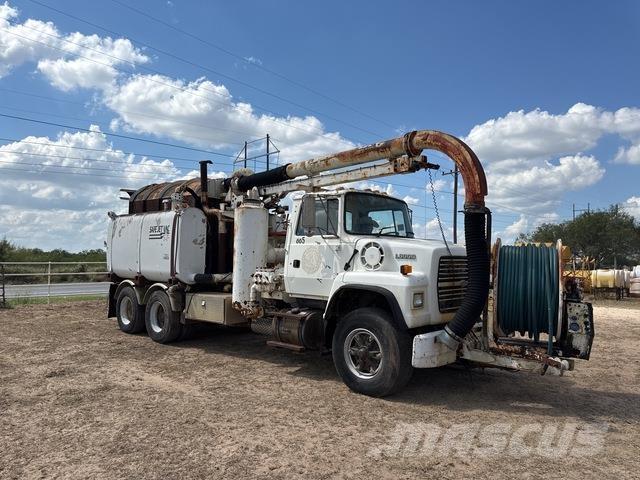 Ford LNT8000F Верижен екскаватор