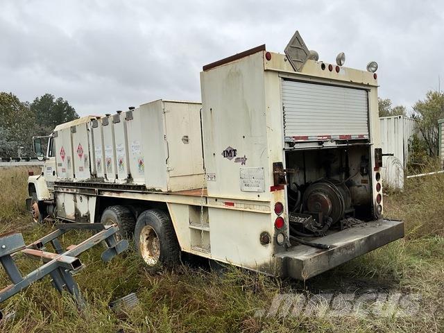 Ford LNT9000 Цистерна