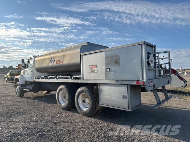 Ford LT8000 Цистерна