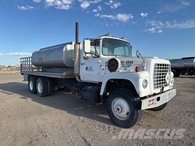 Ford LT8000 Цистерна