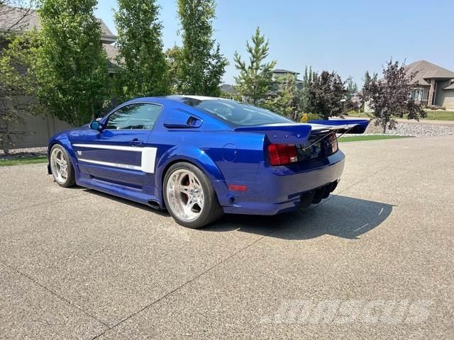 Ford Mustang Коли