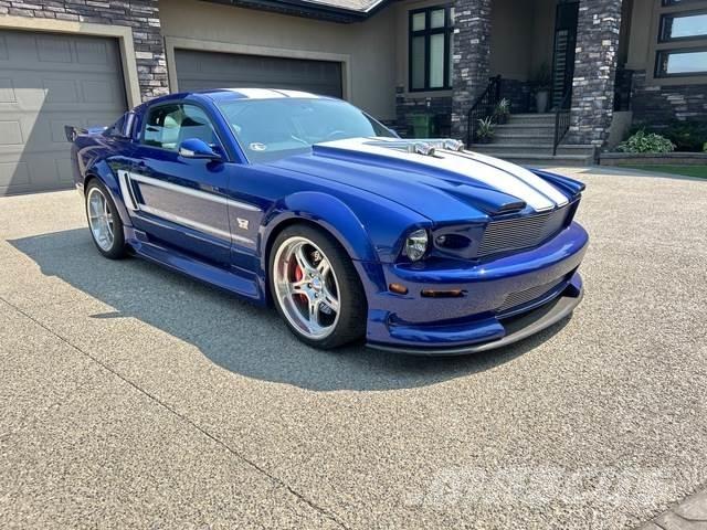 Ford Mustang Коли