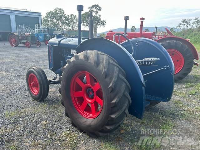 Fordson  Строителство - Други