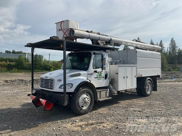 Freightliner  Моторизирани платформи с талига