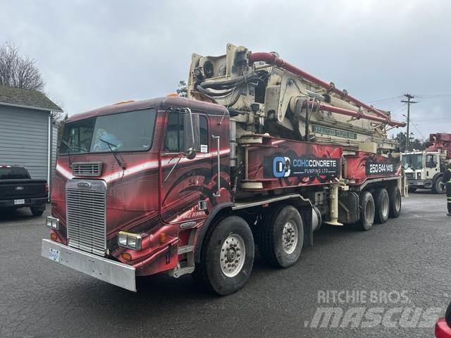 Freightliner  Бетонопомпи
