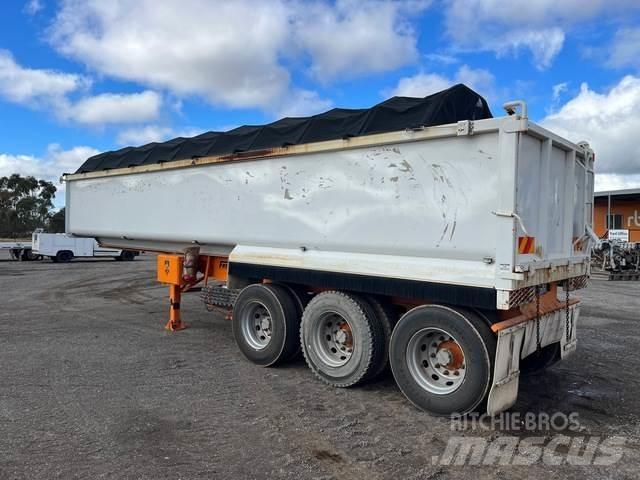  Freightmaster Самосвали