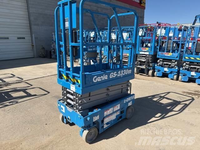 Genie GS-1330M Ножични работни платформи