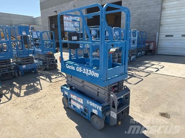 Genie GS-1330M Ножични работни платформи
