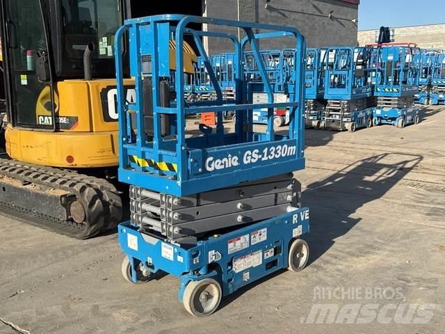 Genie GS-1330M Ножични работни платформи