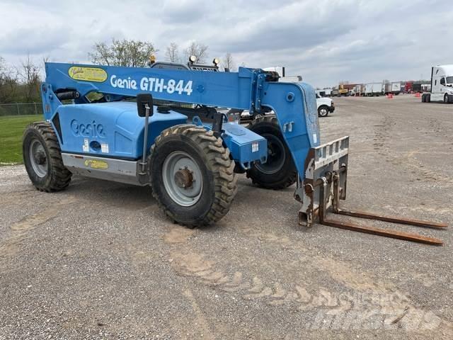 Genie GTH-844 Телескопични товарачи