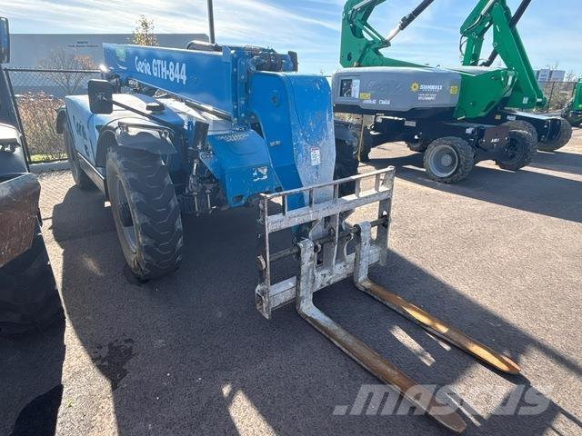 Genie GTH-844 Телескопични товарачи