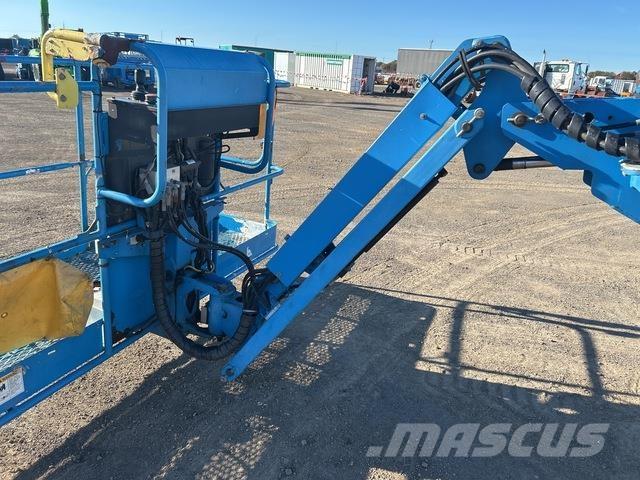 Genie S-125 Строителство - Други