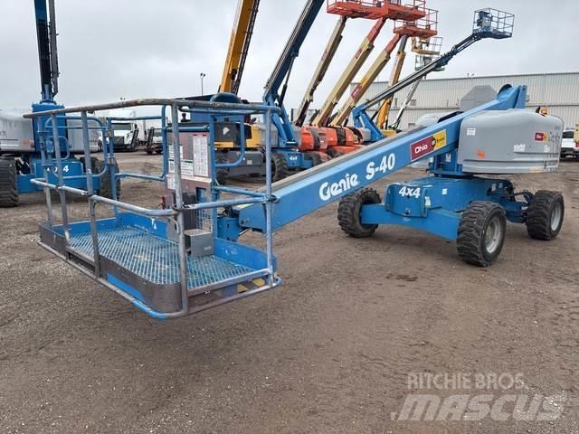 Genie S-40 Строителство - Други