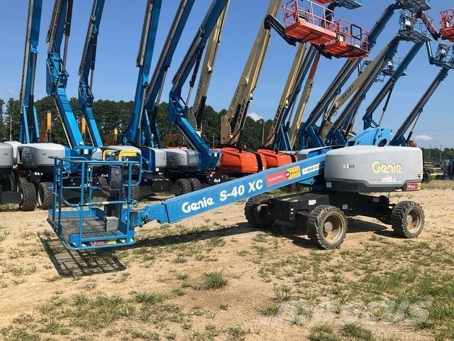 Genie S-40XC Телескопични повдигачи
