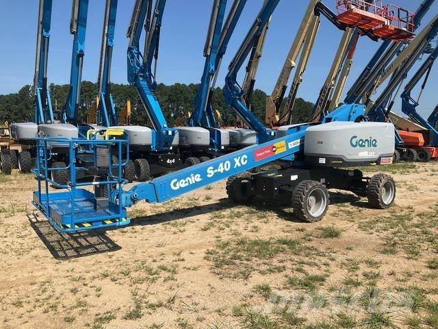 Genie S-40XC Телескопични повдигачи
