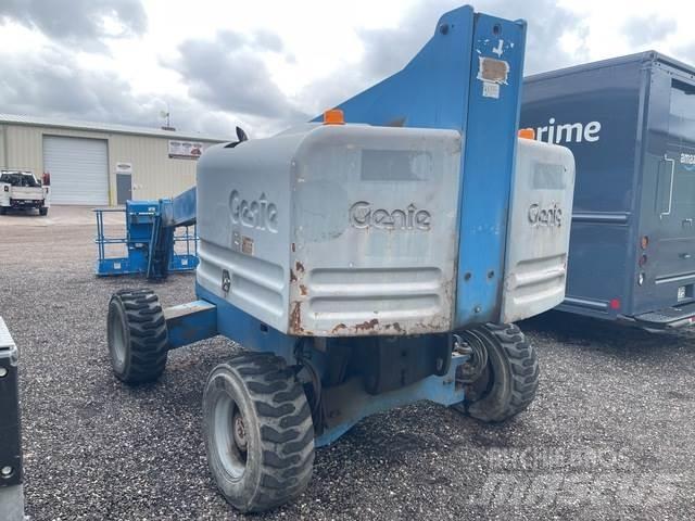 Genie S-45 Строителство - Други