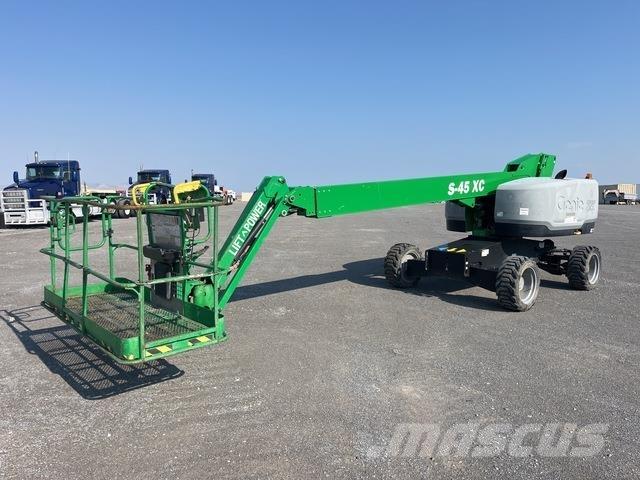 Genie S-45XC Телескопични повдигачи
