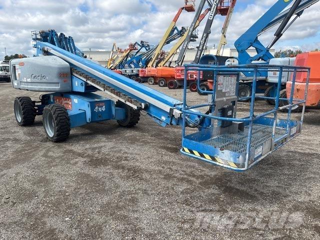 Genie S-60X Телескопични повдигачи
