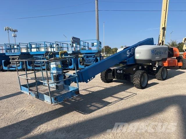 Genie S-60X Телескопични повдигачи
