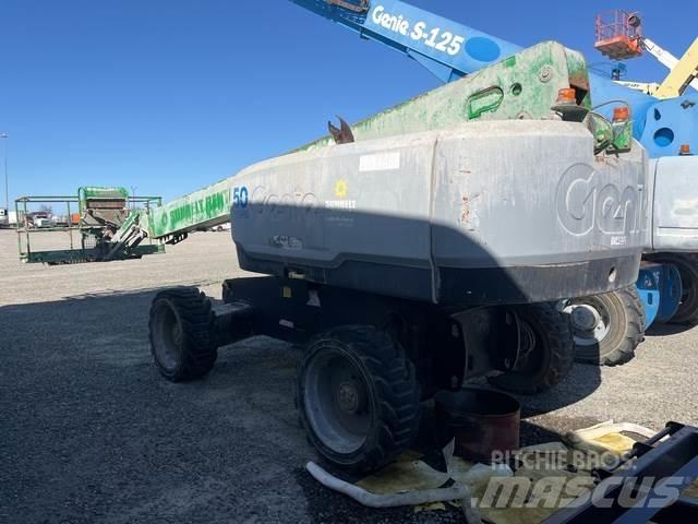 Genie S-65 Строителство - Други