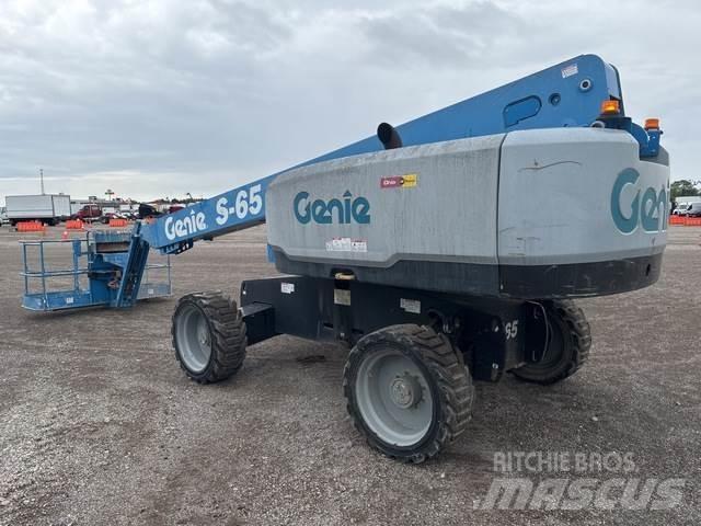 Genie S-65 Строителство - Други