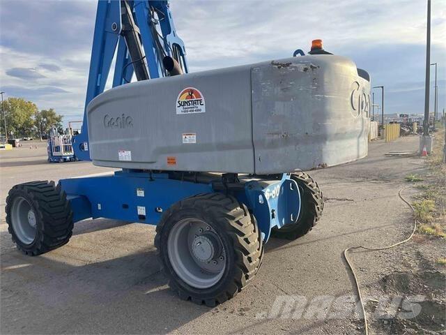 Genie S-80X Телескопични повдигачи
