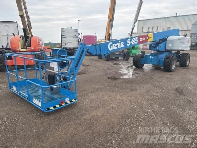 Genie S-85 Строителство - Други