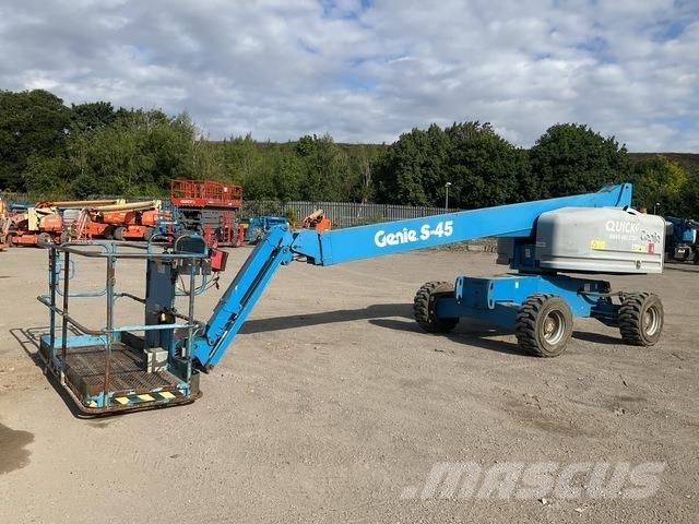 Genie S45 Телескопични повдигачи
