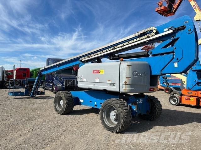 Genie Z-80/60 Съчленени стрелови подемници