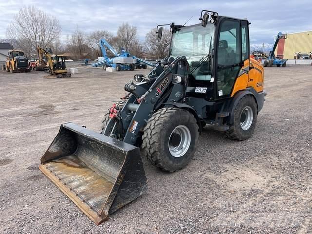 GiANT G5000 Колесни товарачи