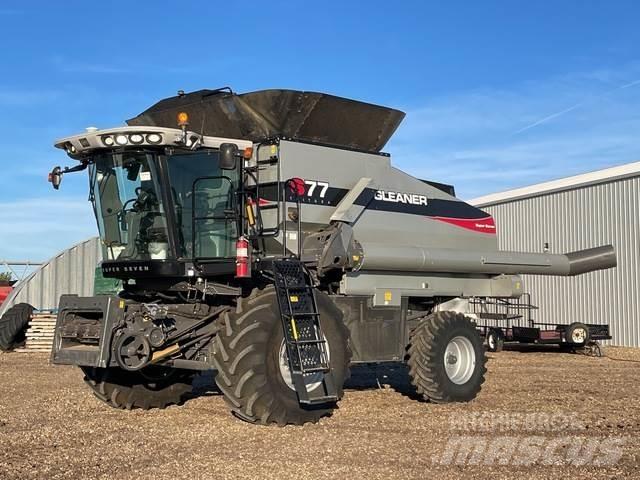 Gleaner S77 Комбайни