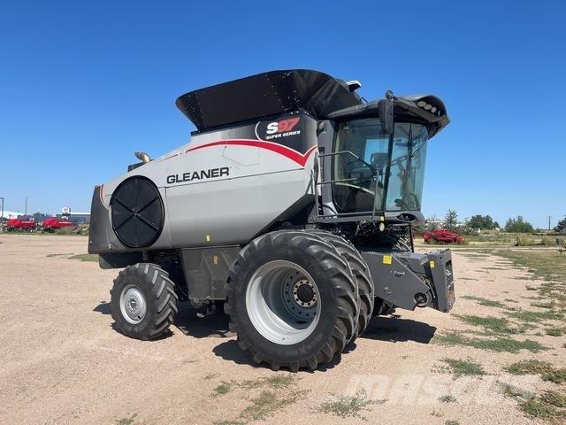 Gleaner S97 Комбайни