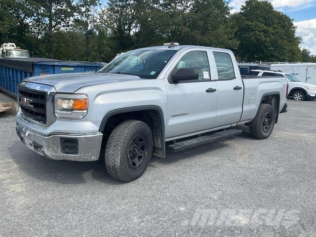 GMC 1500 Пикапи