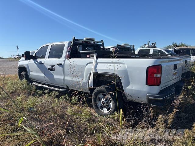 GMC 2500 HD Пикапи