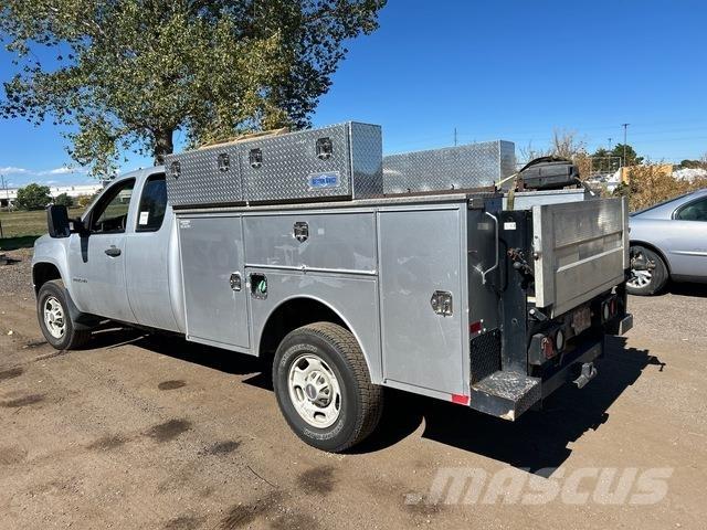 GMC 2500 HD Пикапи