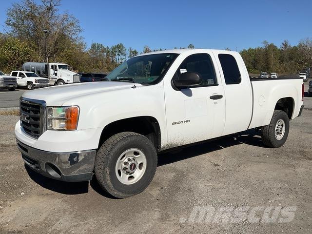 GMC 2500 HD Пикапи