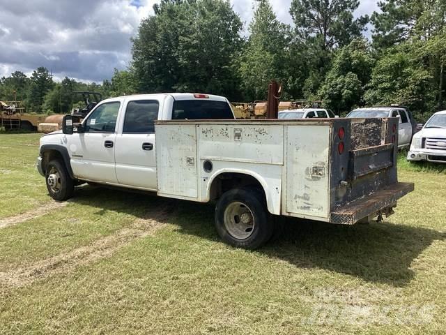 GMC 3500 Пикапи