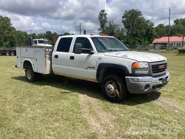 GMC 3500 Пикапи