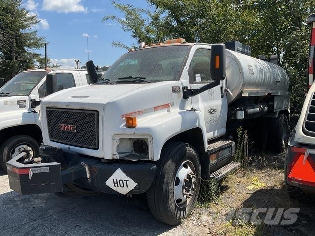 GMC 7500 Автобетоновози
