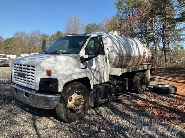 GMC C6500 Комби / вакуум камиони
