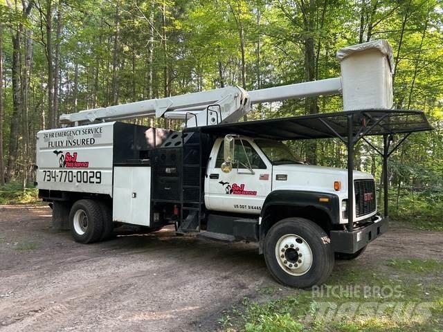 GMC C8500 Моторизирани платформи с талига