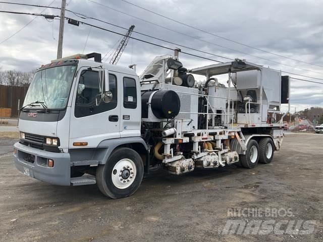 GMC T8500 Общински/универсални превозни средства
