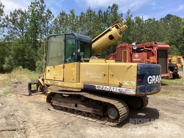Gradall XL2200 Верижен екскаватор