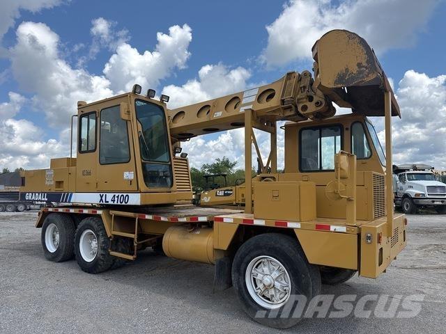 Gradall XL4100 Колесни екскаватори