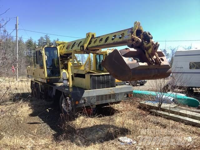 Gradall XL5100 Колесни екскаватори